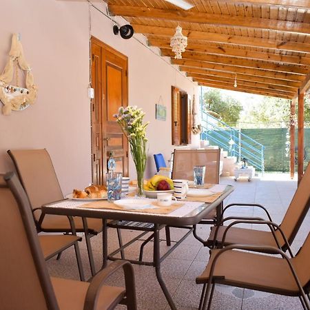 Malou Garden House Near The Beach Glífa Екстериор снимка